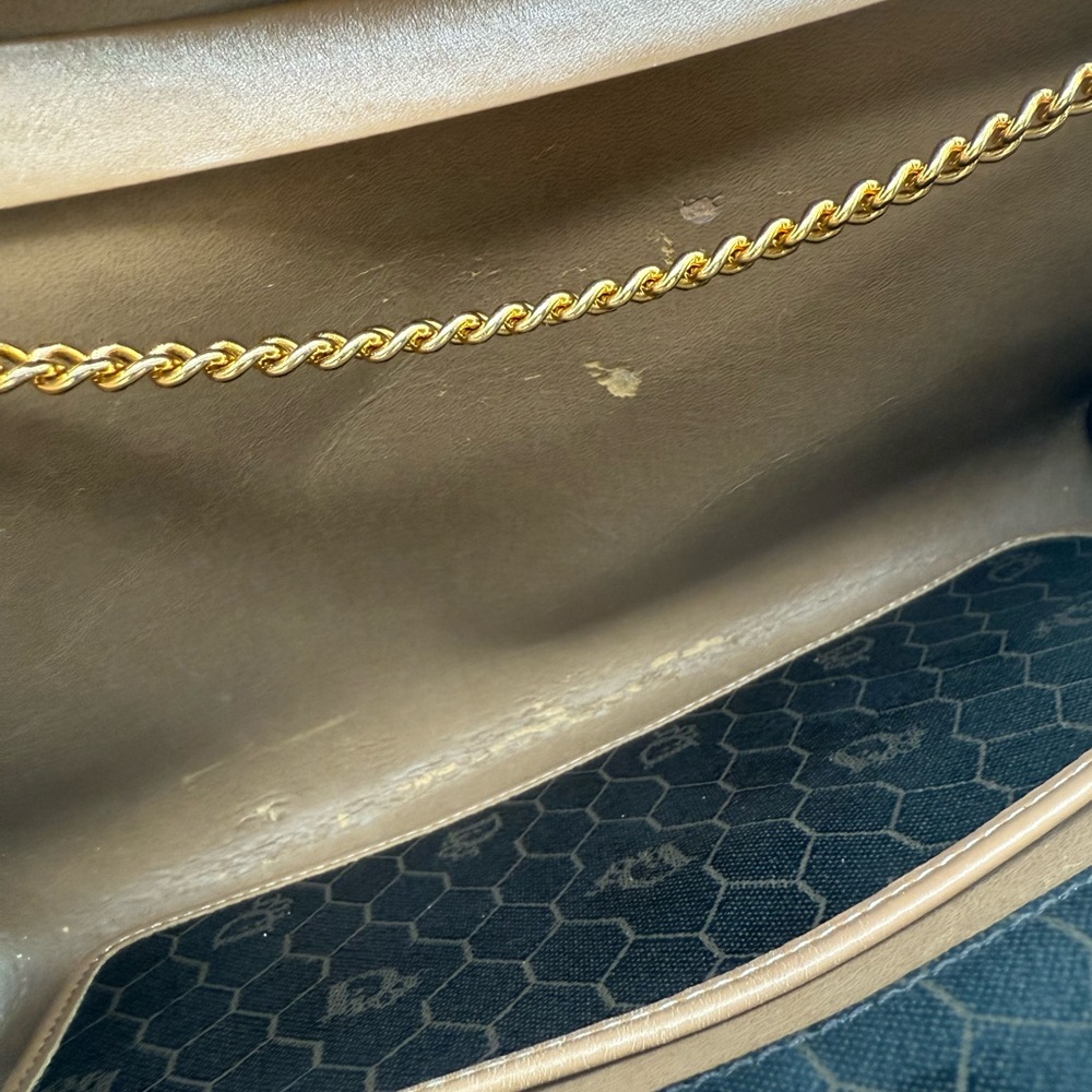 Christian Dior vintage honeycomb shoulder bag…🔥🔥 - Picture 11 of 15